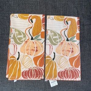 Brand New Anthropologie Pumpkin Harvest Dish Towels Set